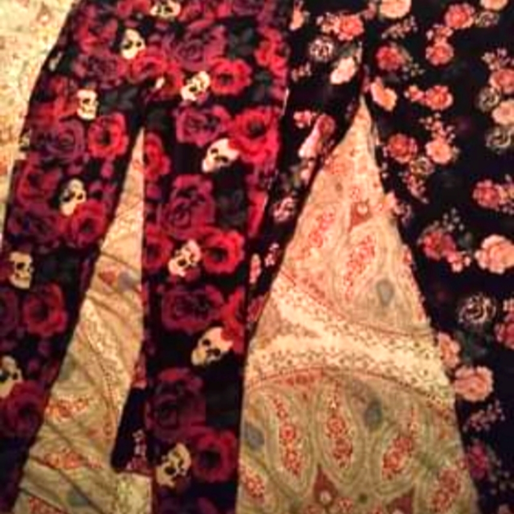 Womans Torrid leggings like new